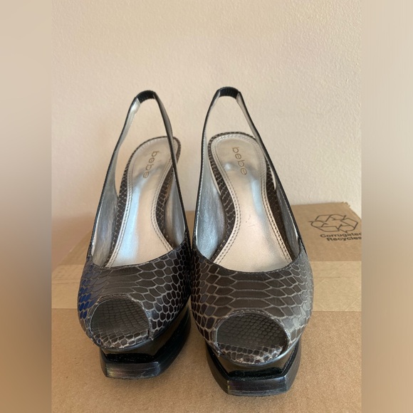 BeBe Zahara Black Snake Heel Womens Size 7B - Picture 2 of 10